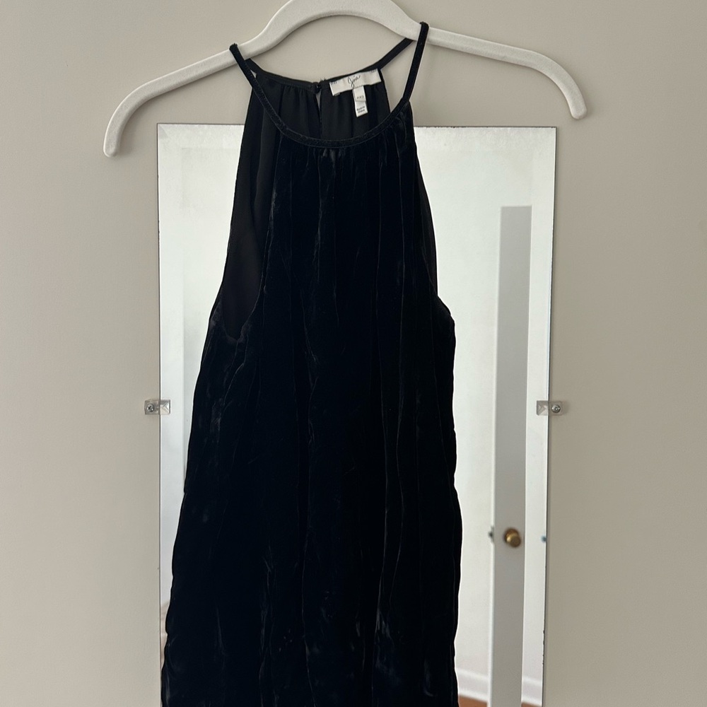 Join Elegant Black Velvet High Neck Top